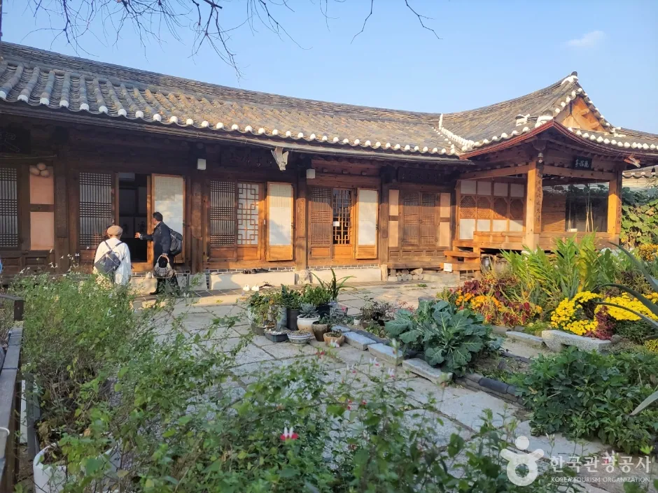 북촌아시아문화박물관