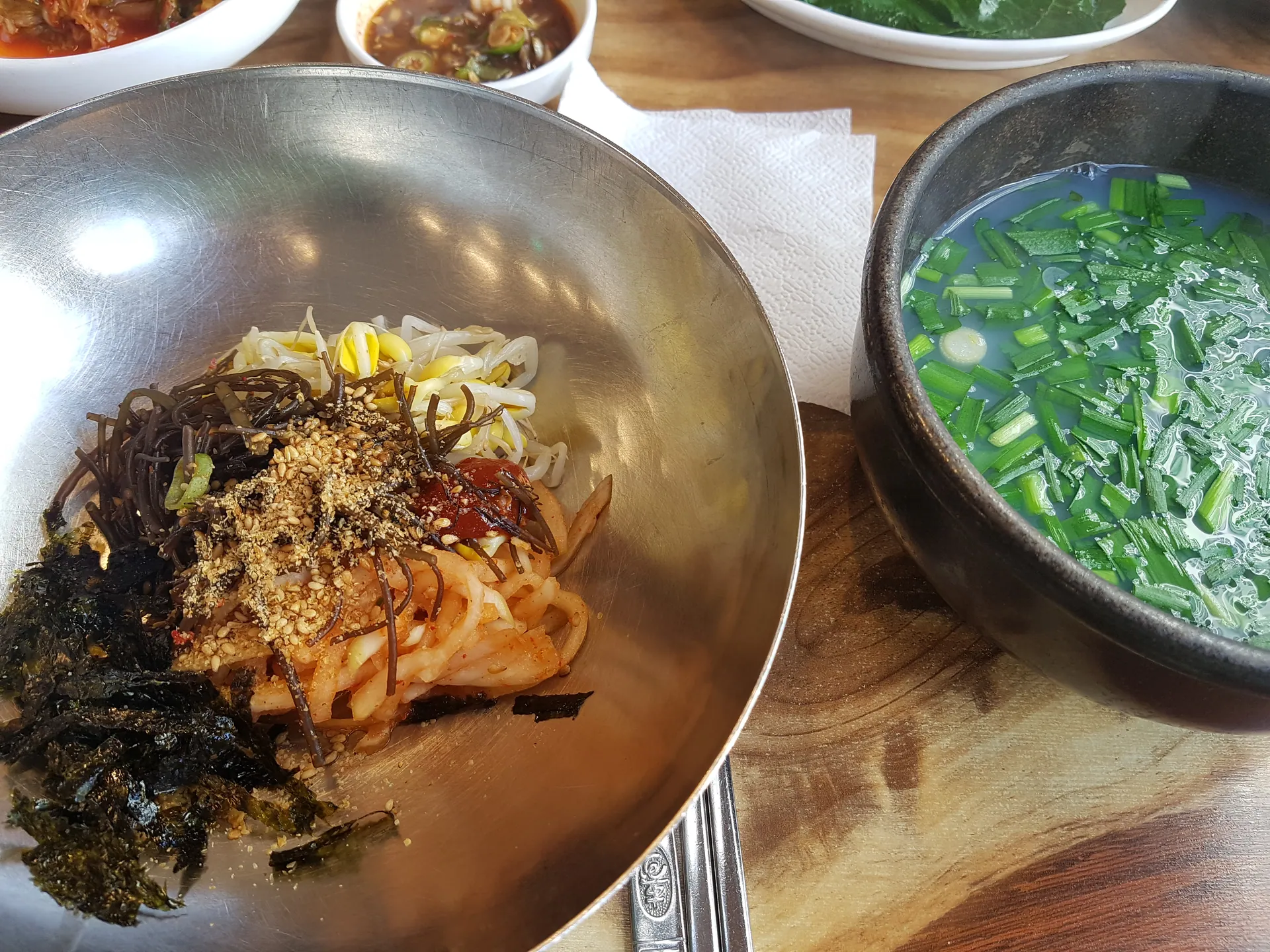 할매재첩국 부산본점 재첩국과 비빔밥 가까이 보기 (2025 방문기)