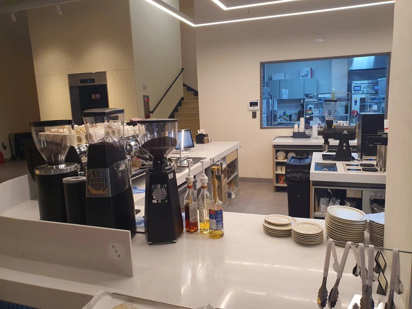 카페 윤 CAFE YOON