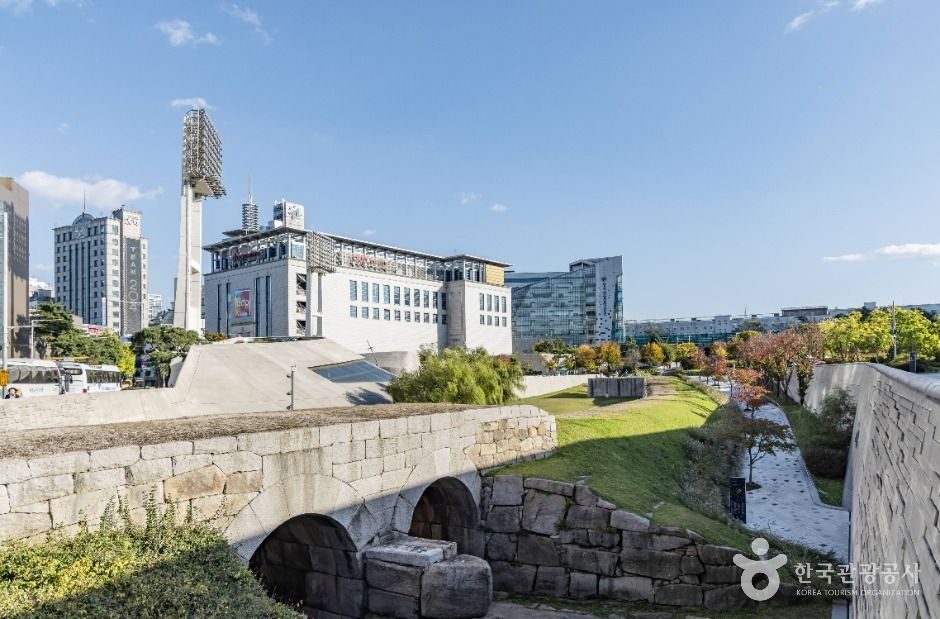 동대문역사문화공원 사진 2