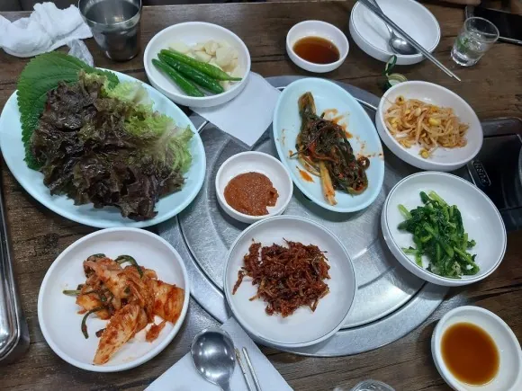 보건옥 · 원문 게시 당시 방문 사진 (2021-06-25T14:46:43+09:00). 보건옥 현장 간판·실내·불고기·삼겹살 직접 방문 사진. ND 원본 전체 프레임 유지.