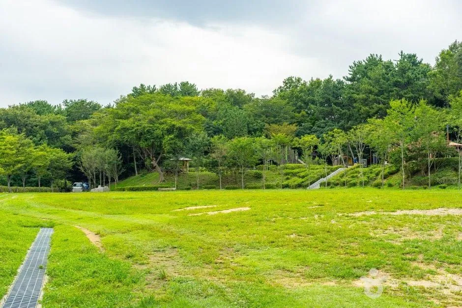 반송공원 공원 잔디 쉼터