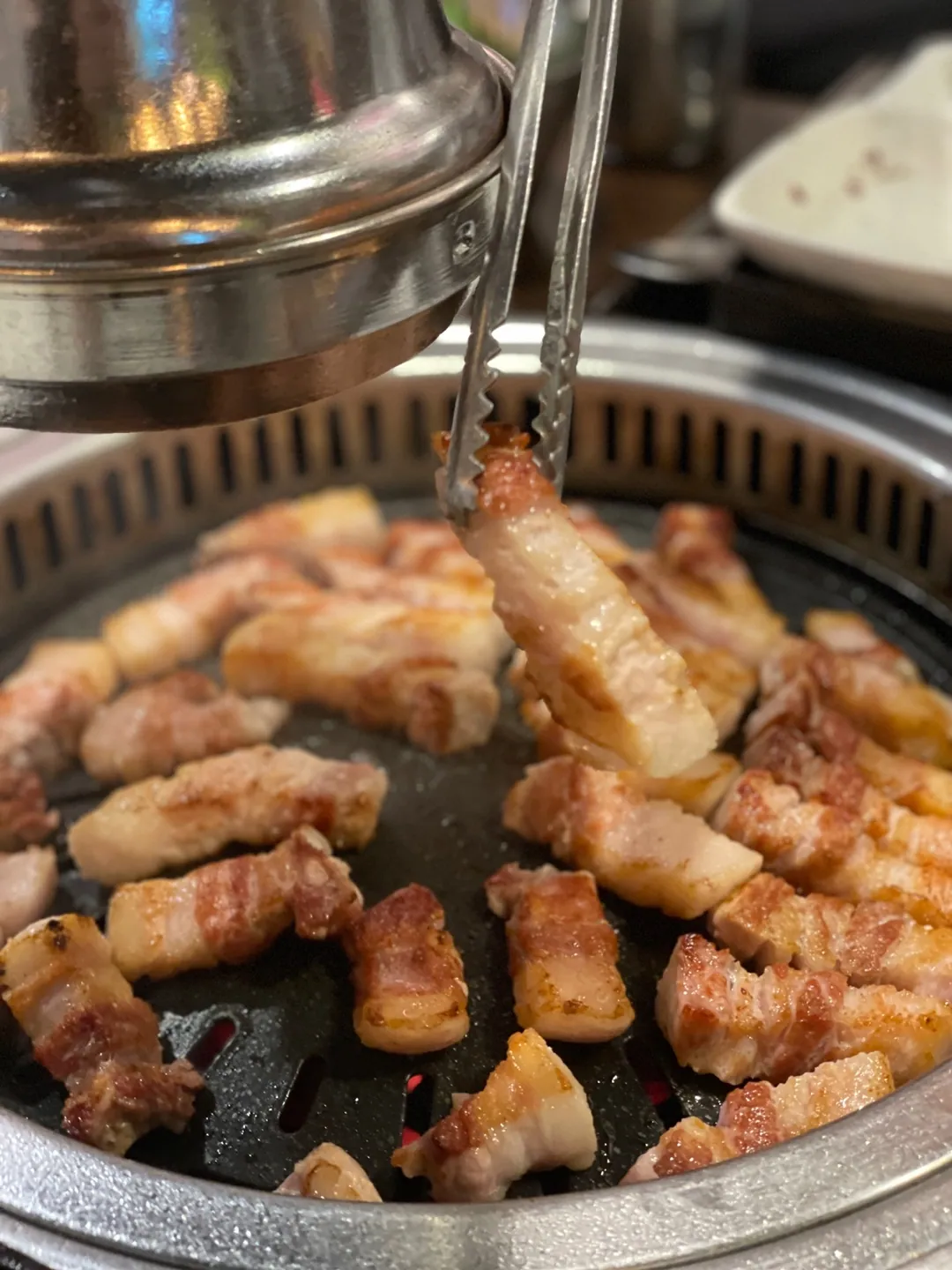 화포식당 한남점 · 원문 게시 당시 방문 사진 (2022-06-01T13:42:51+09:00). 원문 지점·방문 서술과 현장 간판·공간·음식 사진을 대조해 직접 촬영 및 대상 귀속 확인.