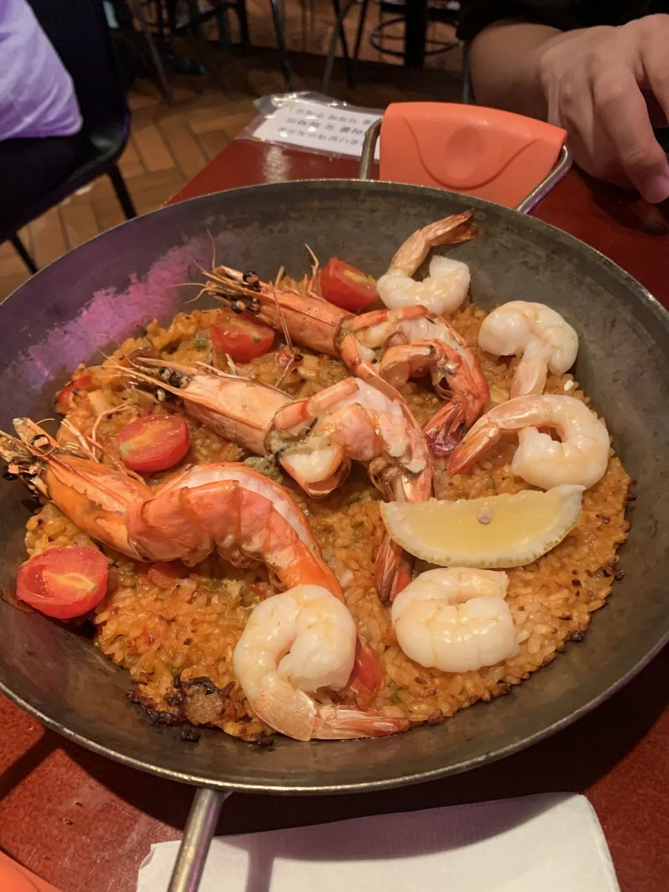 서울 가볼만한 곳 - 이태원 타파스바, 가성비 좋은 샹그리아 맛집