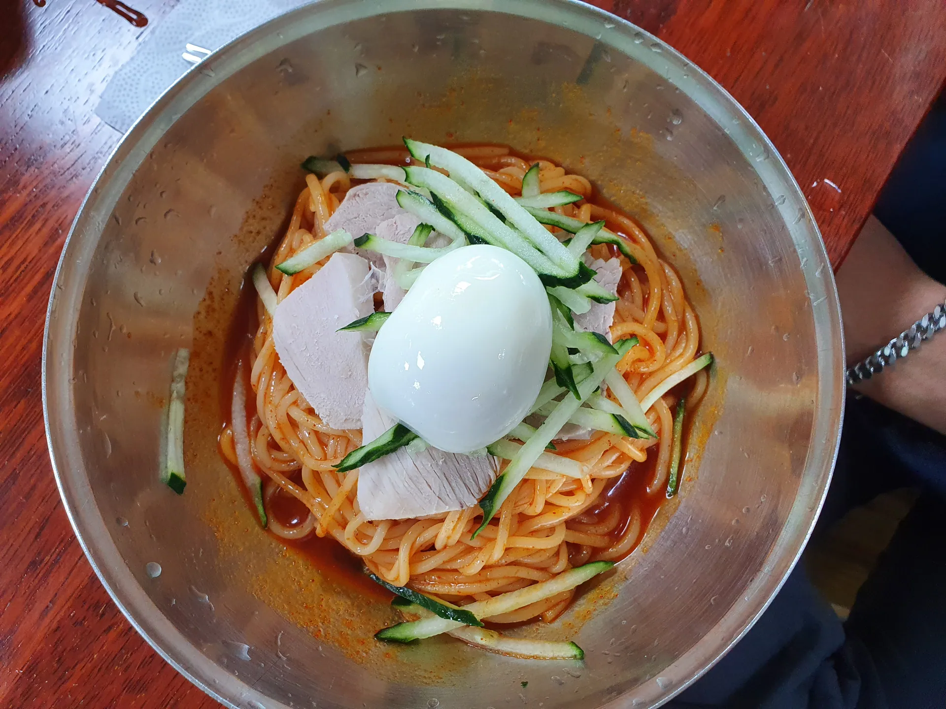 산방식당 제주점 — 비빔밀냉면 (2022-11-09 게시, 촬영일 미확인)