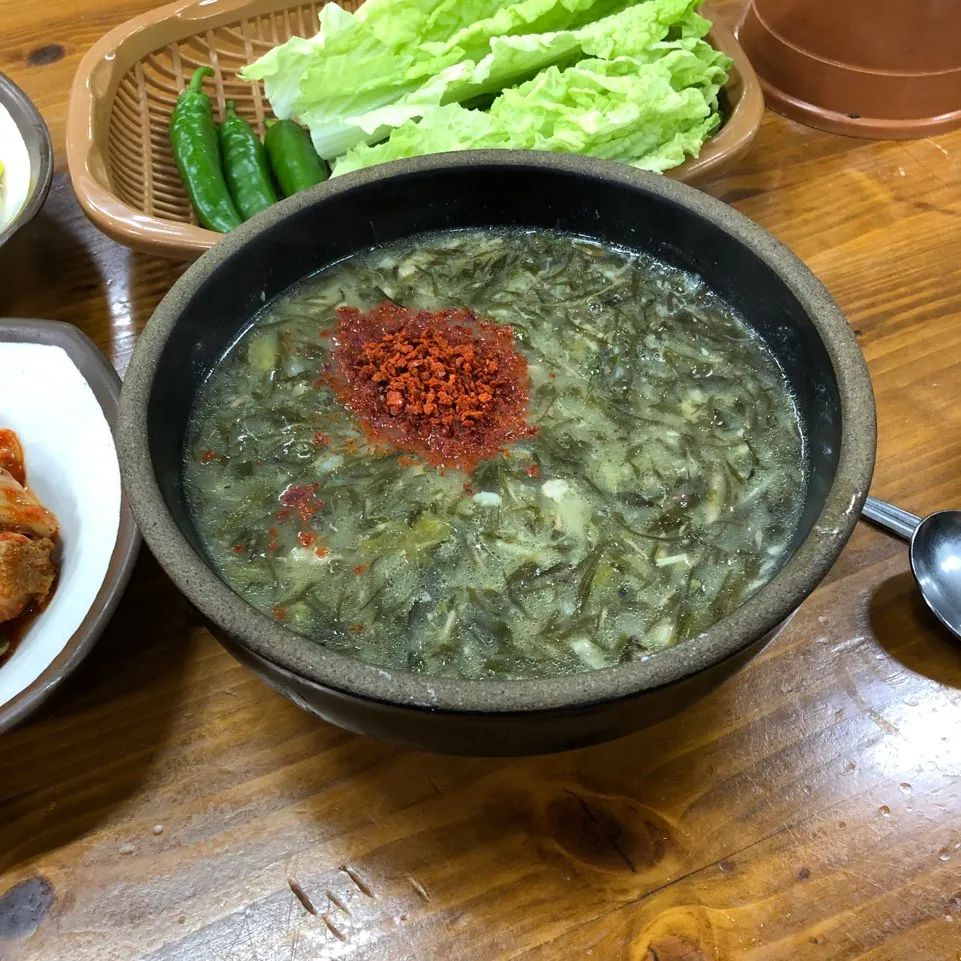 2019년 신설오름에서 촬영된 몸국. 당시 방문 기록입니다.