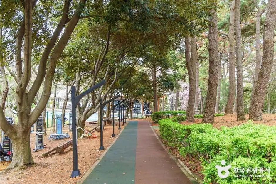 삼무공원 — 제주_삼무공원 (5).jpg (촬영일 미확인)