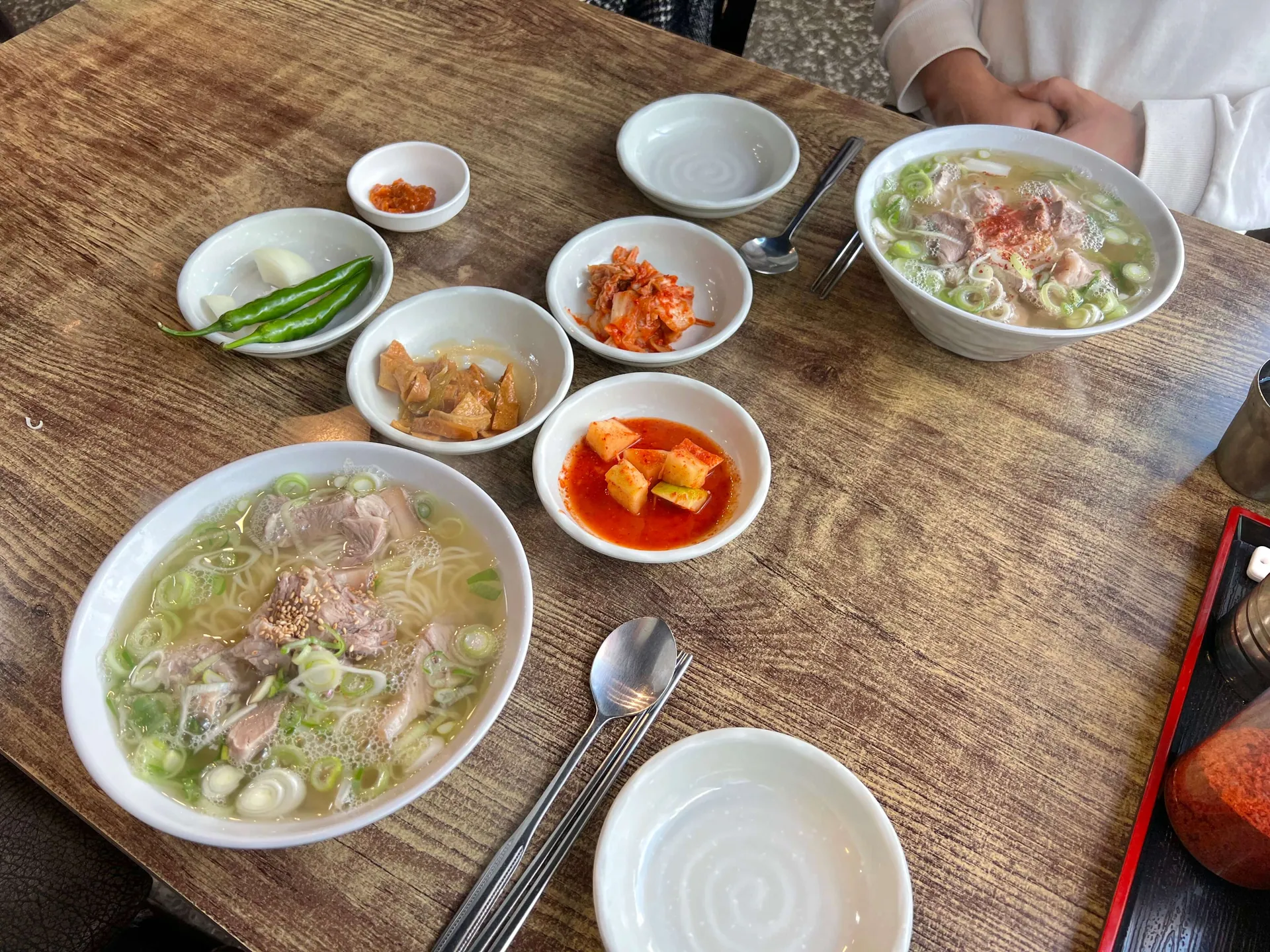 고씨네천지국수 올레시장본점 — 국수 상차림 (2022-07-22 게시, 촬영일 미확인)