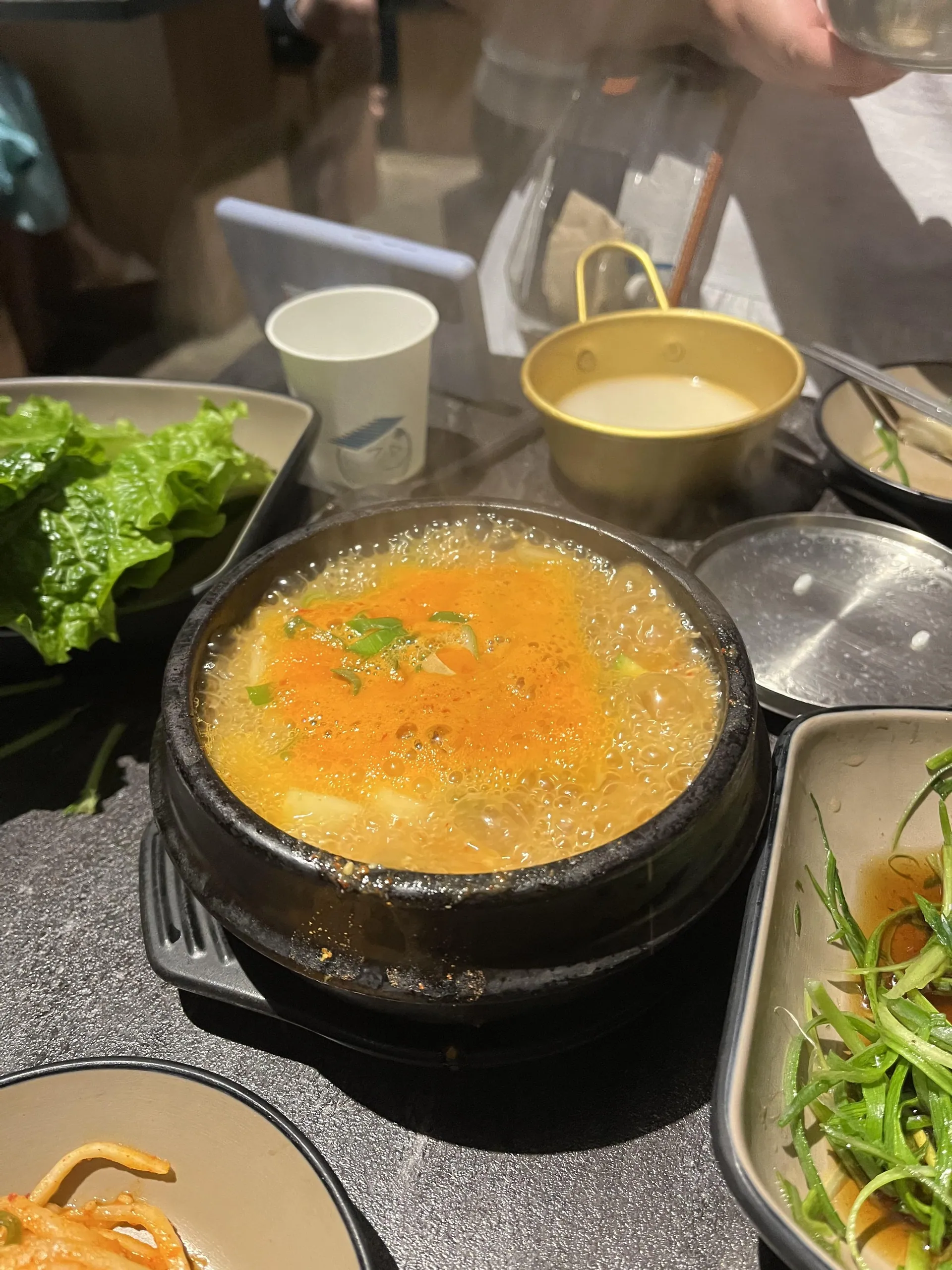 금돗 성산 흑돼지 — 된장찌개와 반찬 (2023-07-28 게시, 촬영일 미확인)
