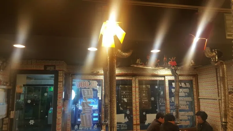 서울식당 소갈비살 종로3가점 · 원문 게시 당시 방문 사진 (2017-02-22T13:01:42+09:00). 종로3가 서울식당 간판·방문 서술·직접 주문 소갈비살 확인. 빈 접시 단독 컷 제외.