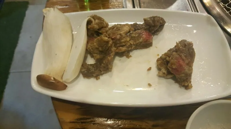 서울식당 소갈비살 종로3가점 · 원문 게시 당시 방문 사진 (2017-02-22T13:01:42+09:00). 종로3가 서울식당 간판·방문 서술·직접 주문 소갈비살 확인. 빈 접시 단독 컷 제외.