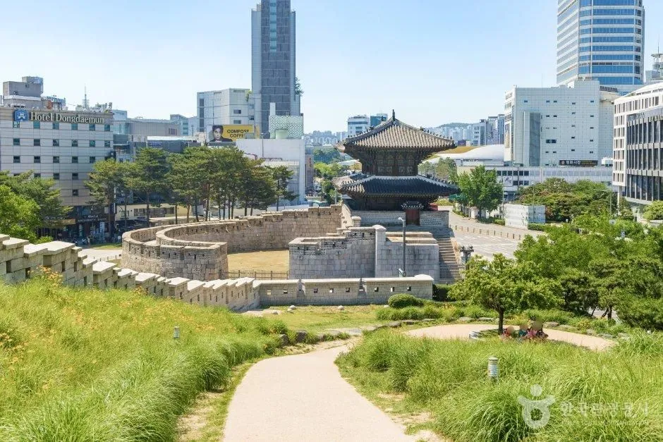 흥인지문