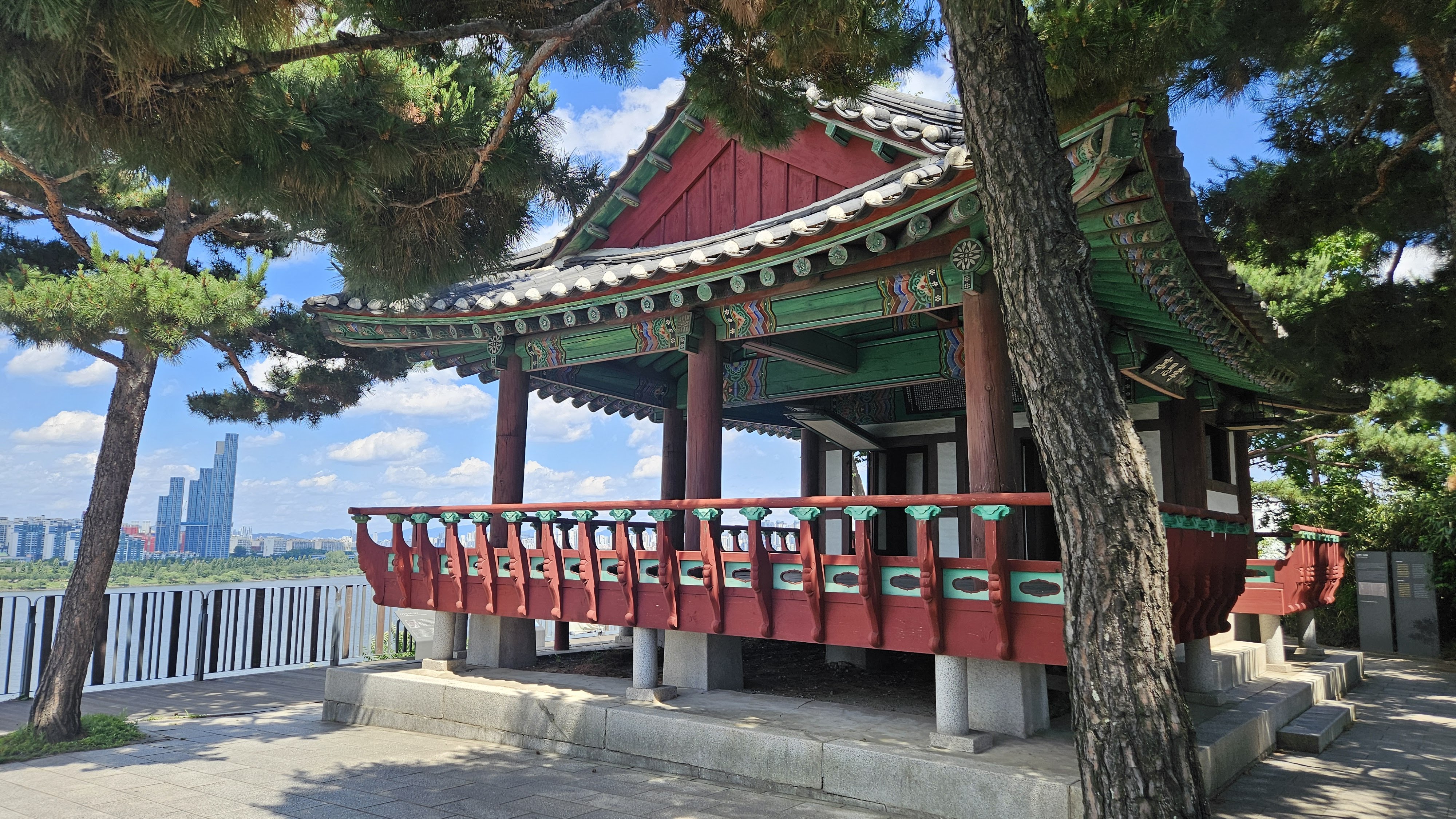 효사정