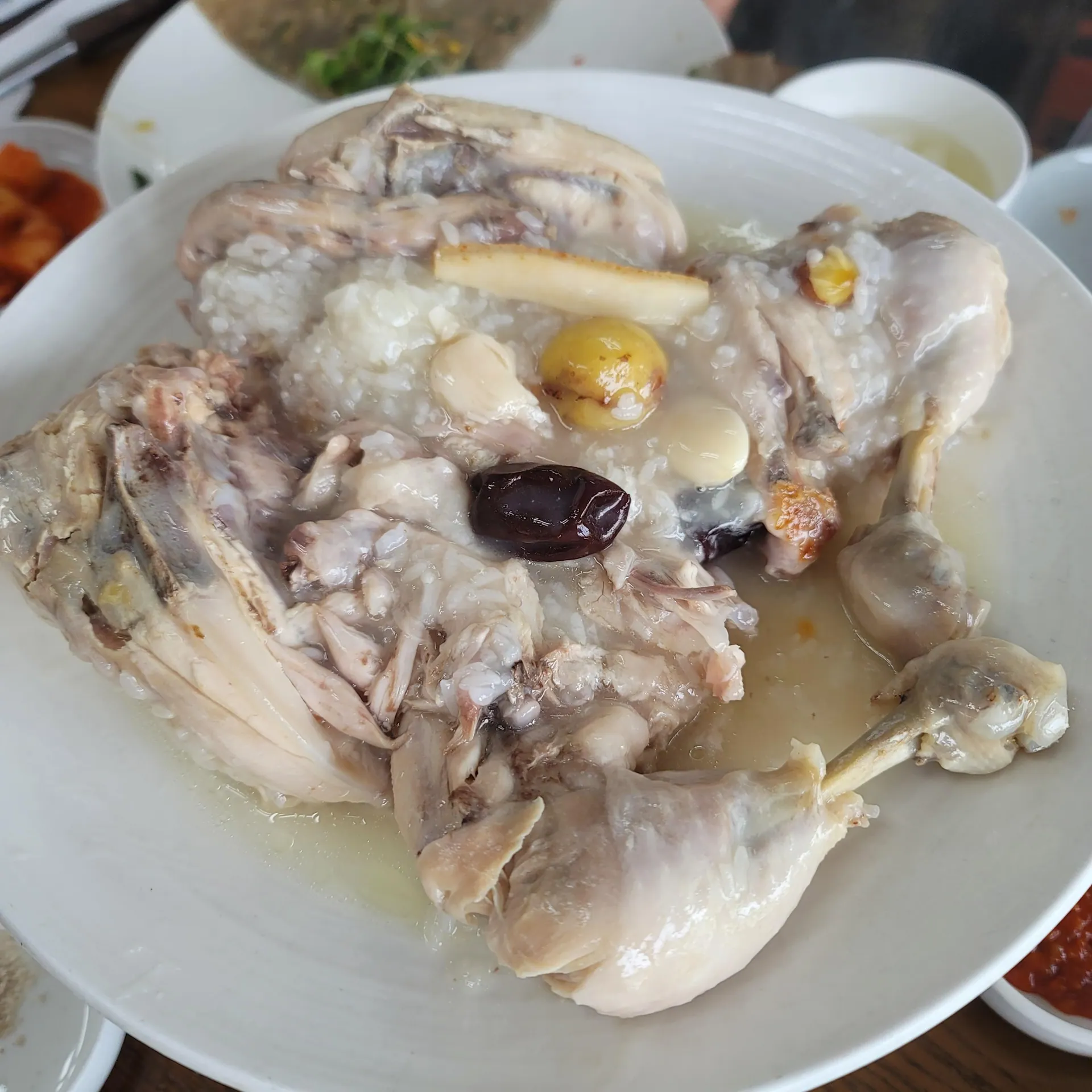 성북동 메밀수제비 누룽지백숙