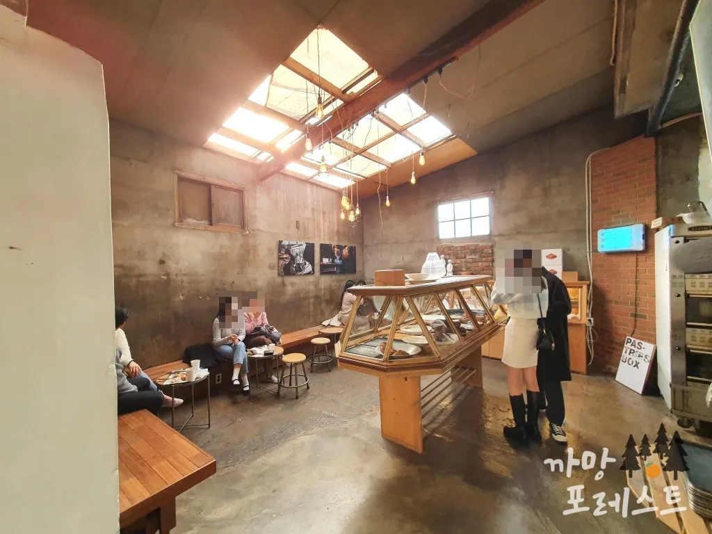 문래 카페 <러스트 베이커리> 방문 후기
