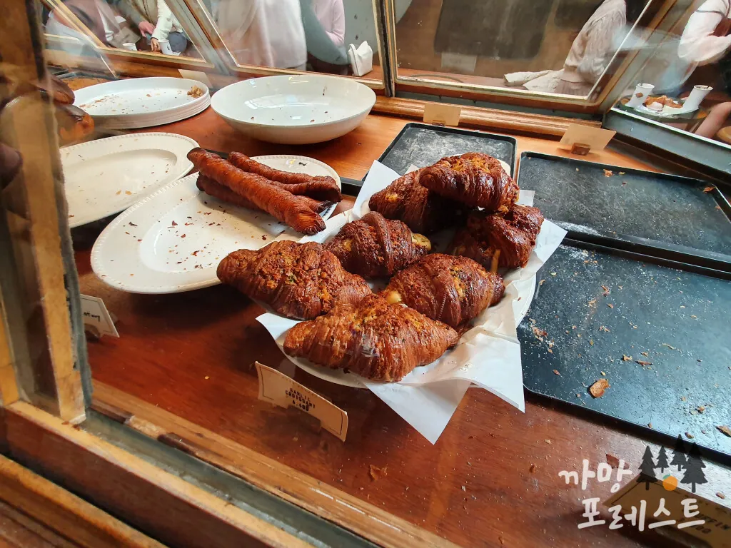 문래 카페 <러스트 베이커리> 방문 후기