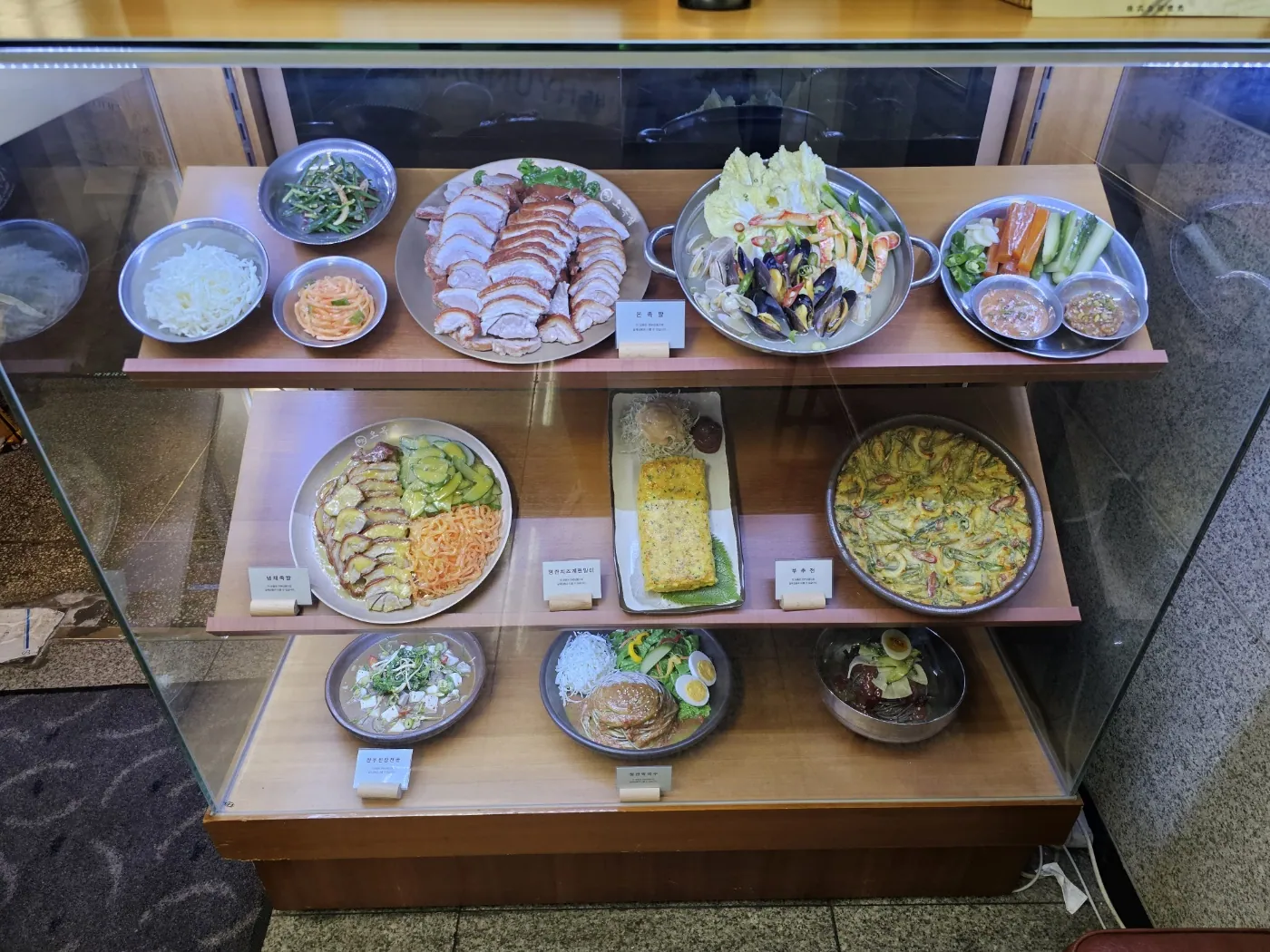 오목집 목동본점 · 원문 게시 당시 방문 사진 (2023-06-13T11:00:48+09:00). 원문 지점·방문 서술과 현장 간판·공간·음식 사진을 대조해 직접 촬영 및 대상 귀속 확인.