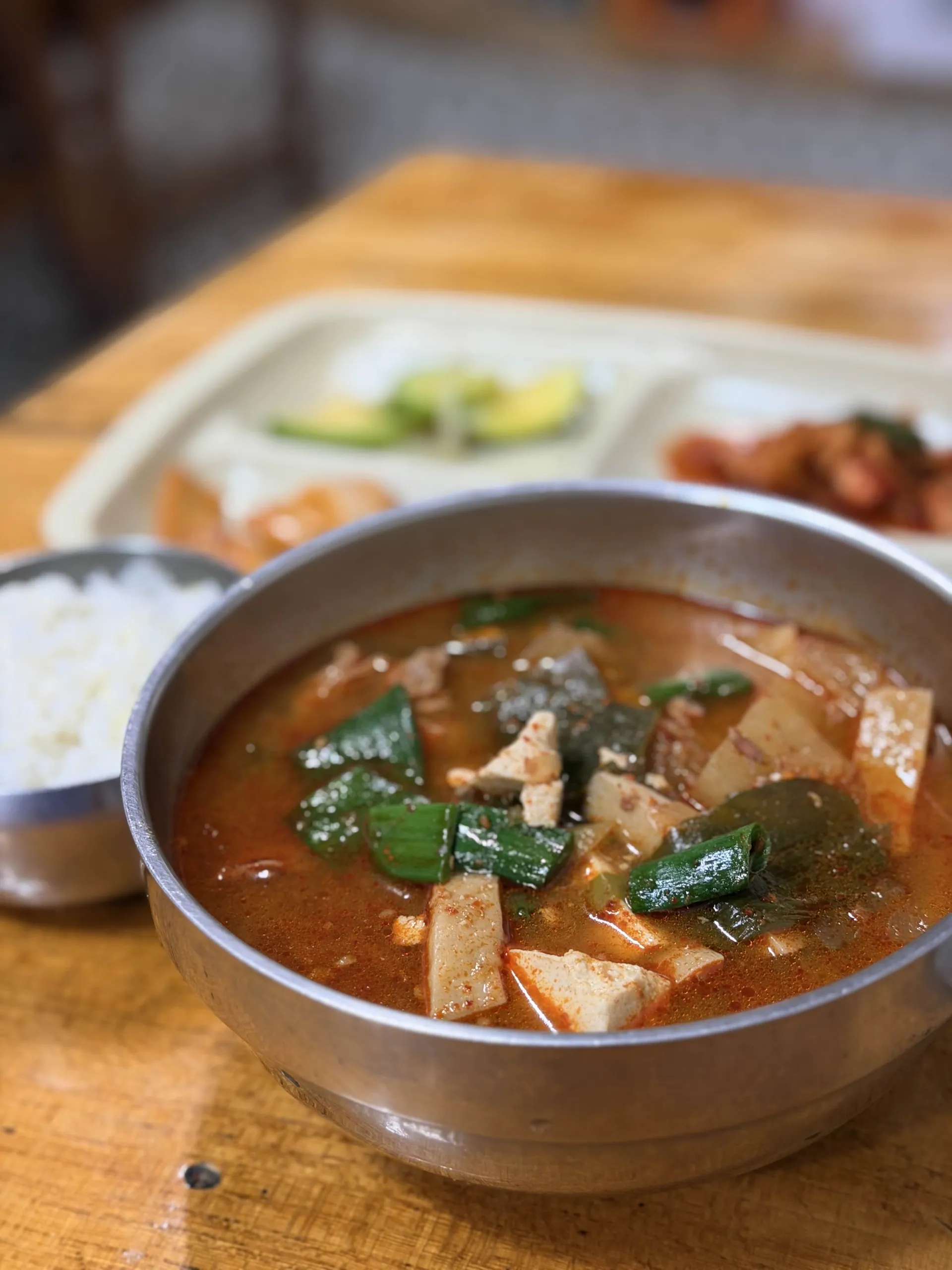 영해식당 — 소고기찌개 한 그릇 (2026-10-10 게시, 촬영일 미확인)