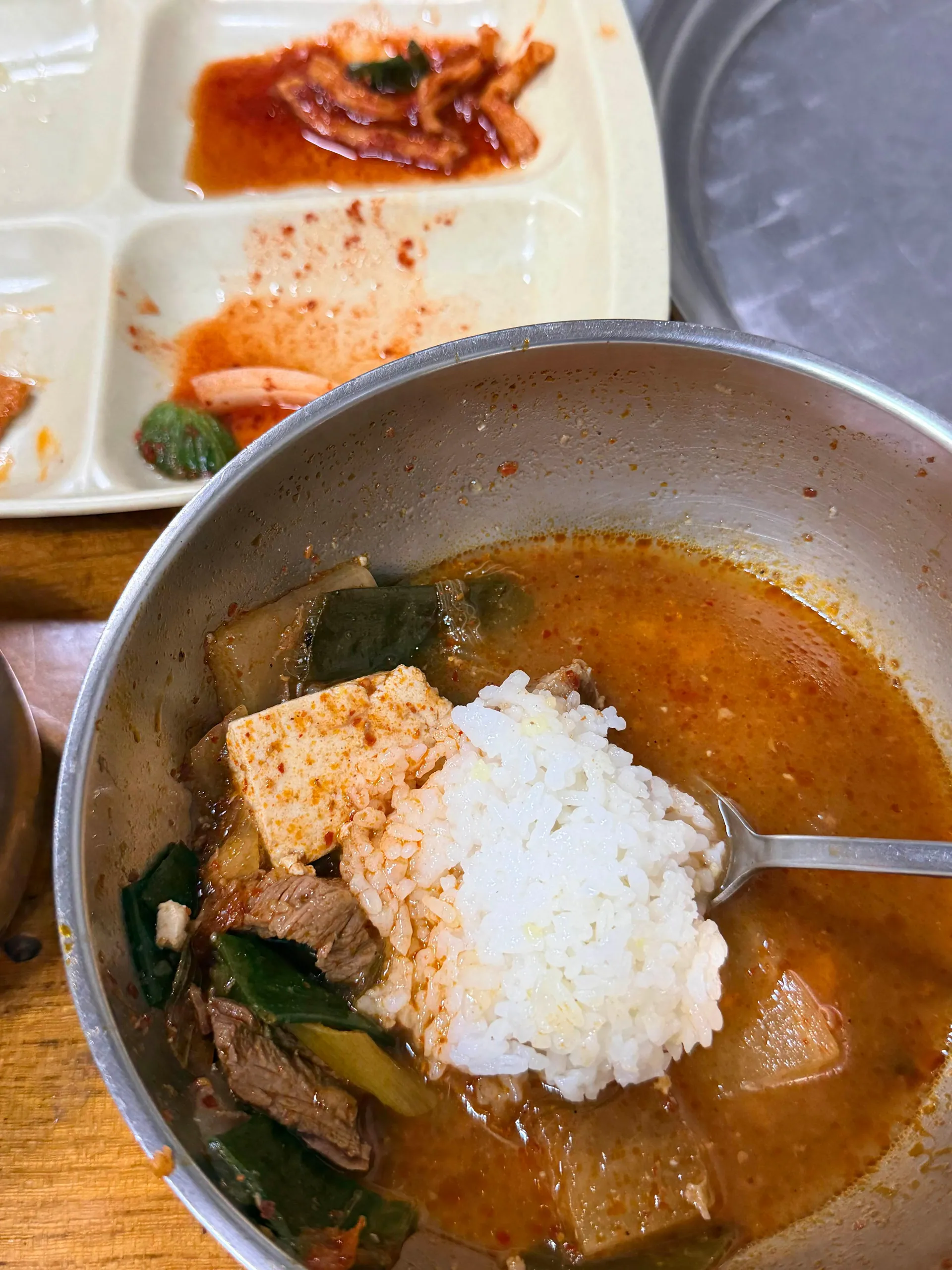 영해식당 — 찌개에 밥을 더한 모습 (2026-10-10 게시, 촬영일 미확인)