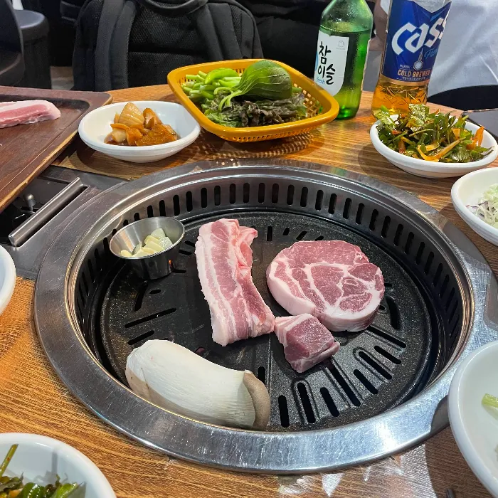 미나리생삼겹 본점