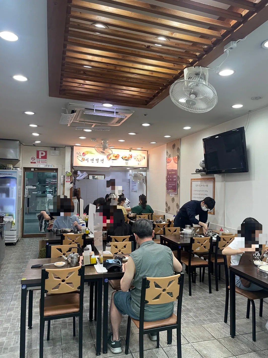 Dining area at the Seomyeon milmyeon restaurant.
