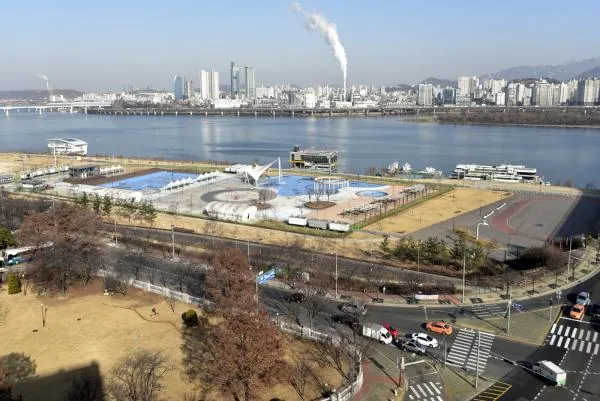 여의도 한강공원 수영장
